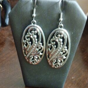 Elegant Silver Filigree Earrings
